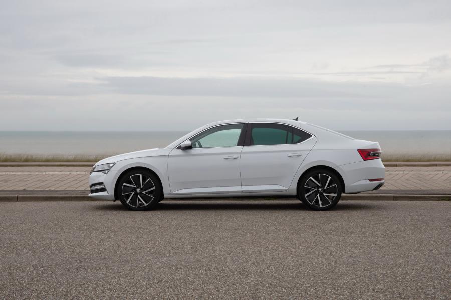  Skoda Superb iV 2019 года  (WW) (фото 31 из 55)